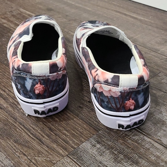 Brand New RAAD Shop shoes Size 5M Style By Design - Picture 5 of 7